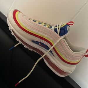 Women’s airmax size 7 1/2
